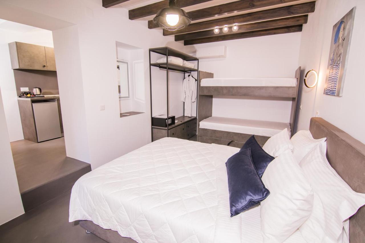 Ialemos Group Apartment Сими Екстериор снимка
