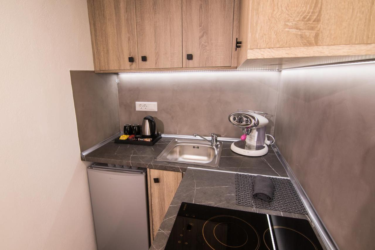 Ialemos Group Apartment Сими Екстериор снимка
